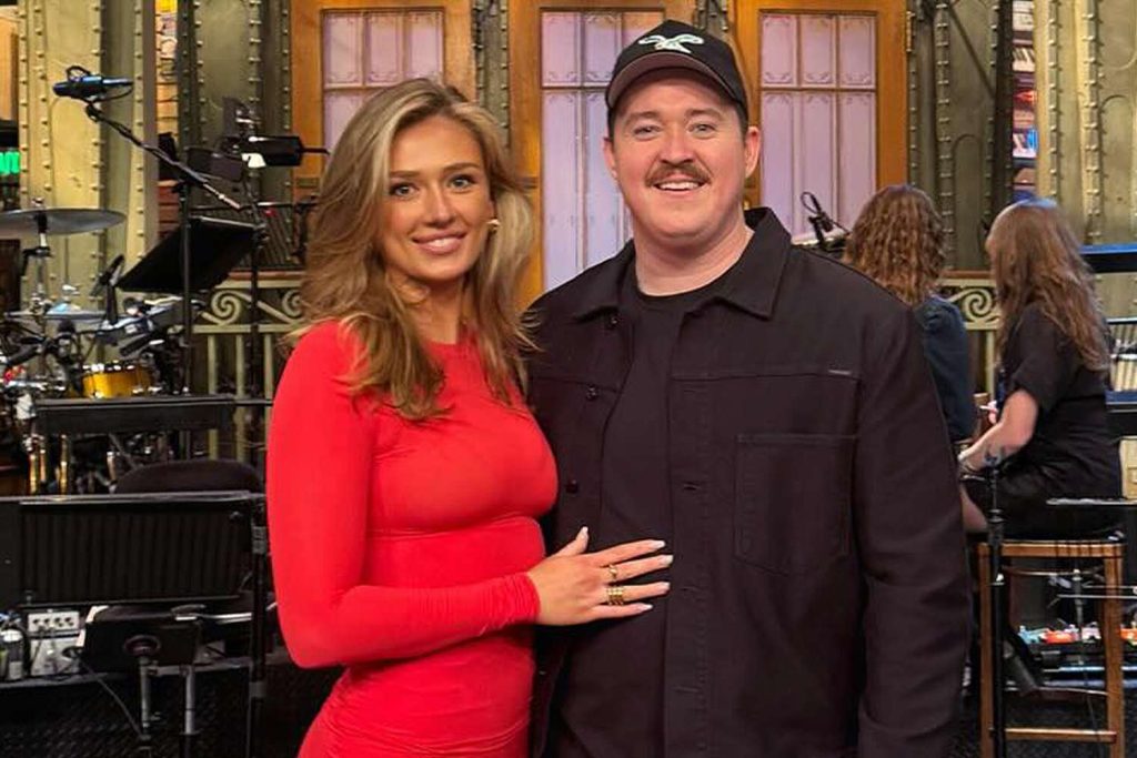 https://thecurrent.pk/blog/shane-gillis-girlfriend-meet-grace-brassel-in-2025